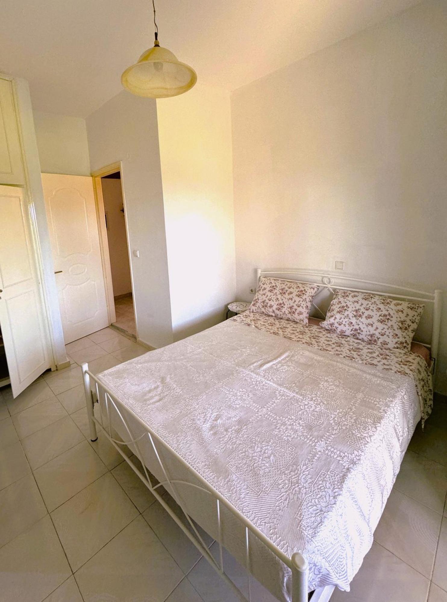 Eleni Studio Agios Georgios Pagon